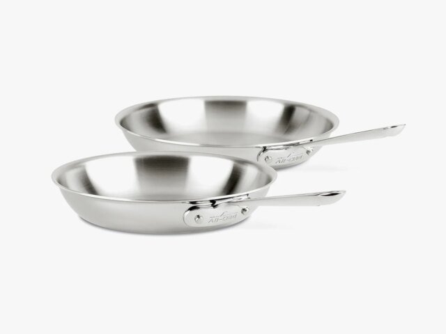 All-Clad-D3-Stainless-Steel-Fry-Pan-Set-Offwhite-Background-SOURCE-Amazon.jpg