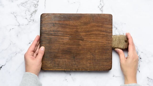 wood-cutting-board-getty.jpg