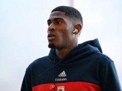 O Arsenal começou a suar devido à lesão de Cristhian Mosquera quando o cronograma de retorno veio à tona