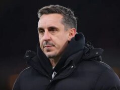 Gary Neville afirma que Arne Slot ‘não pode confiar’ nas estrelas do Liverpool enquanto a crise continua