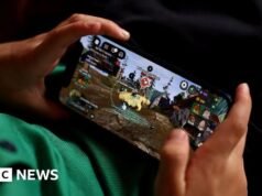 Rússia proíbe Roblox por preocupações com segurança e conteúdo extremista