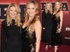 Christie Brinkley, 71, e sua filha Sailor Brinkley-Cook, 27, parecem mais irmãs enquanto lideram o glamour no Footwear Awards em Nova York