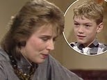 Fern Britton brinca que ‘teria esperado’ por Jude Law depois de ver um clipe dela entrevistando o ator quando era uma criança muito articulada em 1984