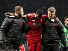 Alexander Isak foi forçado a sair com uma lesão grave momentos depois de um jogador do Liverpool de £ 125 milhões marcar contra o Tottenham