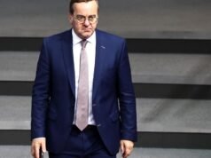 Legisladores alemães aprovam plano para atrair mais recrutas militares que não chega ao recrutamento