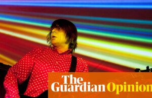 O baixo implacável e contorcido de Mani era o molho secreto dos Stone Roses – ensinava crianças indie a dançar | Alexis Petridis