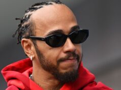 Lewis Hamilton enviou mensagem do chefe da Ferrari enquanto Max Verstappen mostra cores verdadeiras