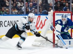 Mammoth hand último colocado Canucks quarta derrota consecutiva