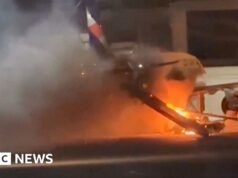 Assista: Chamas e fumaça espessa engolfam avião no Brasil após início de incêndio