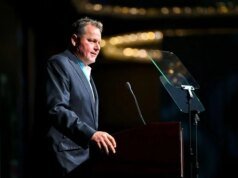 Trump convoca Corridor da Fama do Beisebol para admitir Roger Clemens