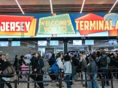 O aeroporto ‘mais estressante’ do país foi criticado por maus horários de check-in e atrasos nas partidas