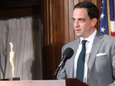 Trey Yingst, da Fox Information, homenageado com o Prêmio de Excelência de 2025 no International Press Awards